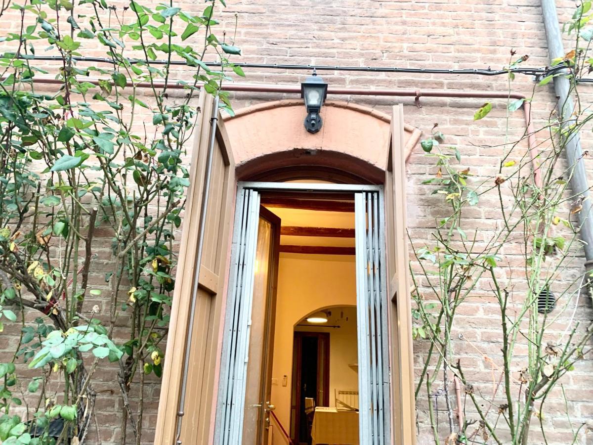 شقة بولونيا  في Casina Delle Rose المظهر الخارجي الصورة